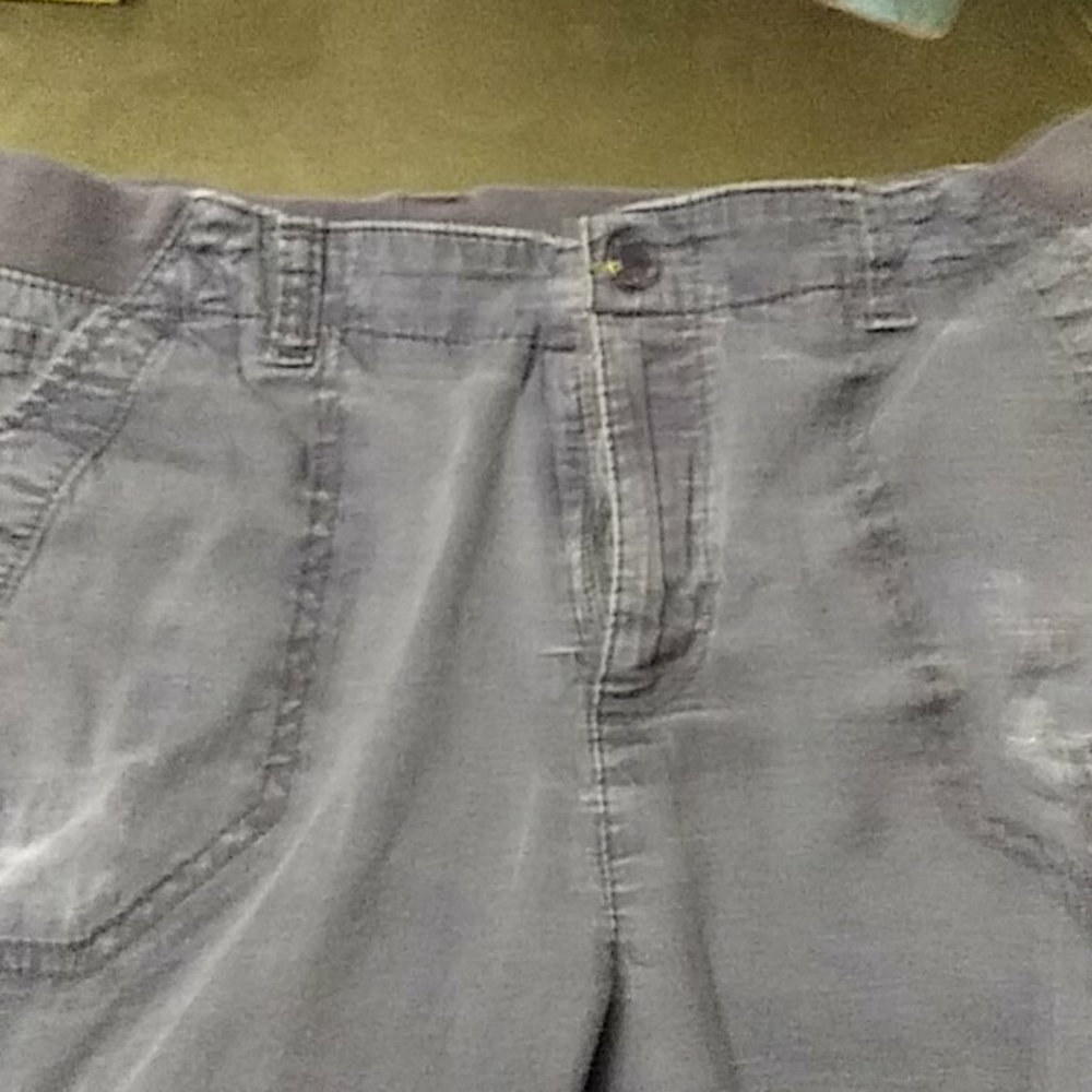 Woman's Capri